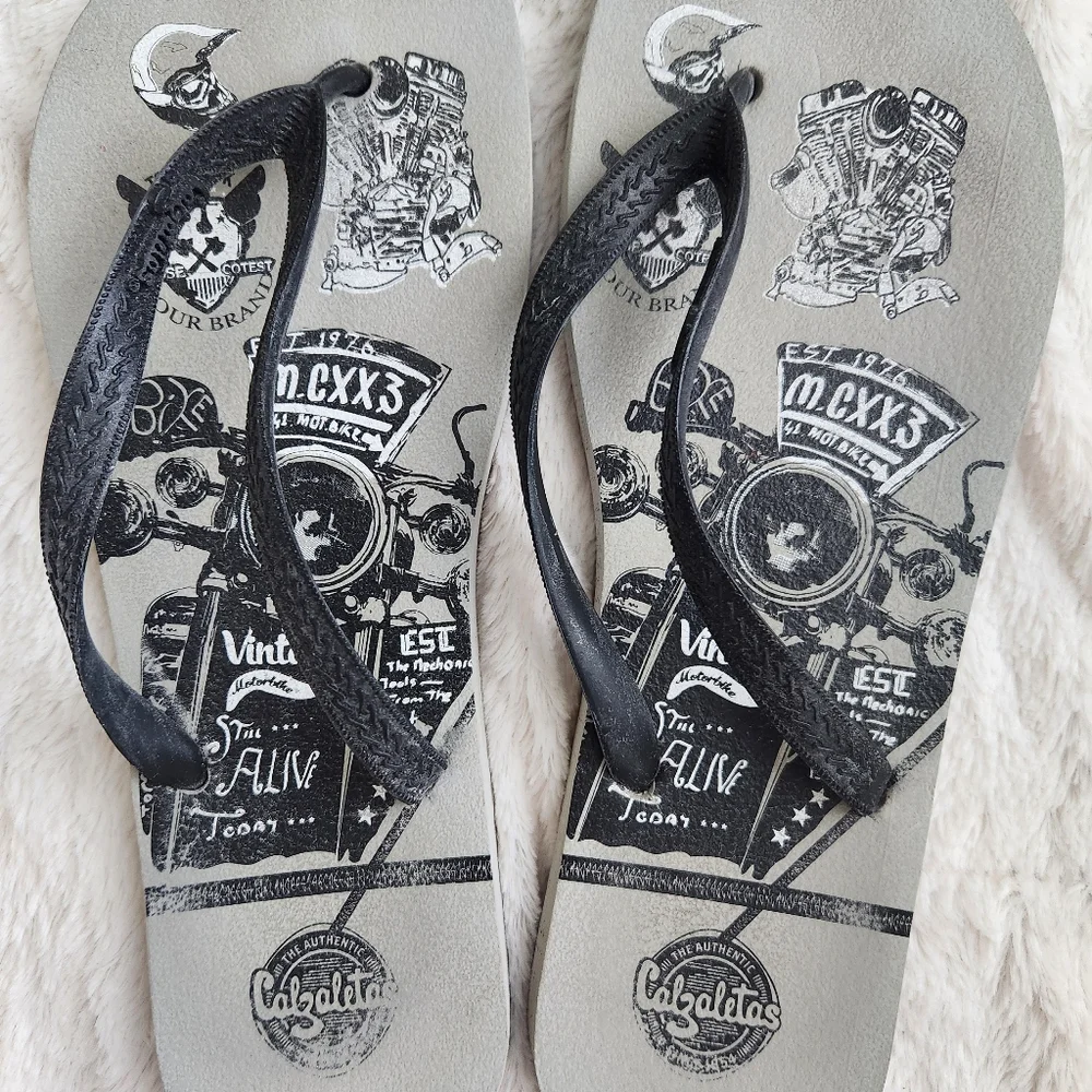 Flip Flops Men's Size 11, Blue Gray Printed, Lightweight, Easy